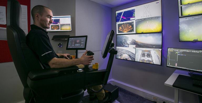Fugro collaborated with Ocean Industries Concept Lab on user interfaces of remote operations centres