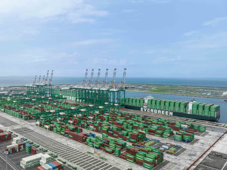 Evergreen opened Taiwan’s first automated container terminal